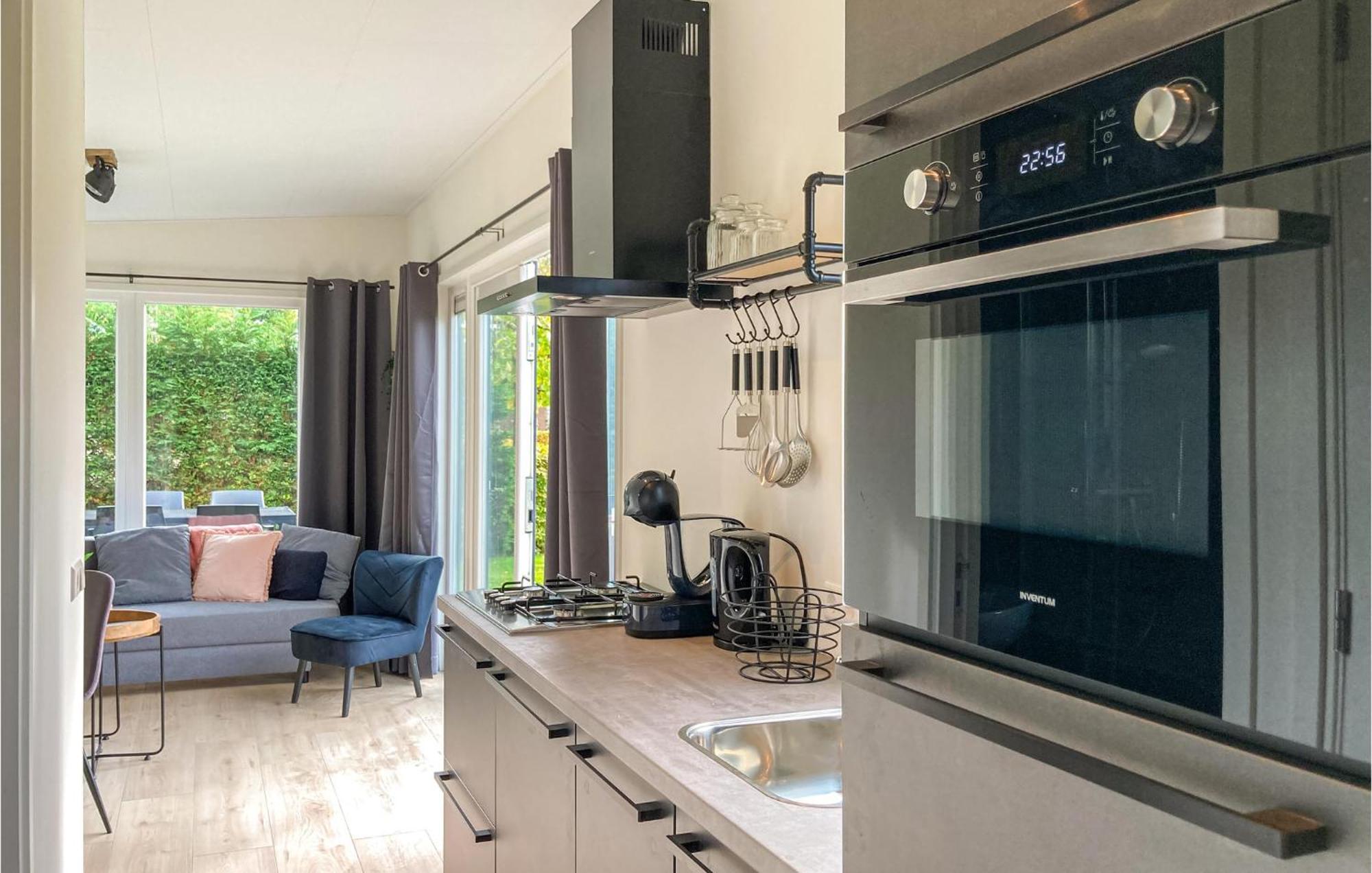Stunning In With Kitchen * Heinkenszand